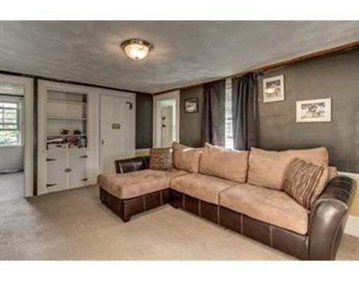 9 Charnock St, Beverly, MA 01915 photo 18