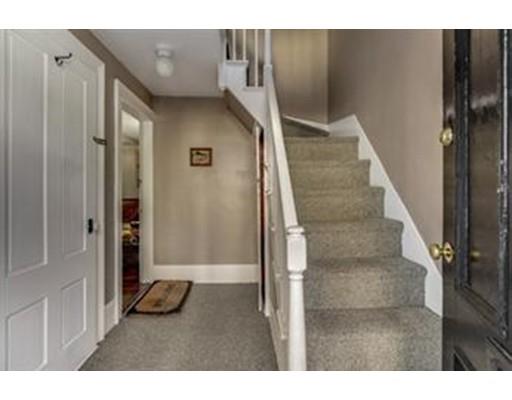 9 Charnock St, Beverly, MA 01915 photo 13