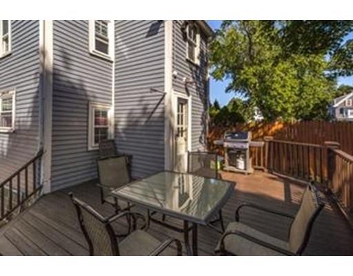 9 Charnock St, Beverly, MA 01915 photo 4