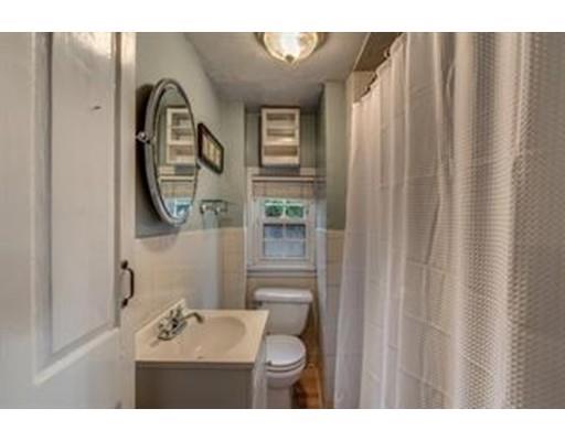 9 Charnock St, Beverly, MA 01915 photo 9