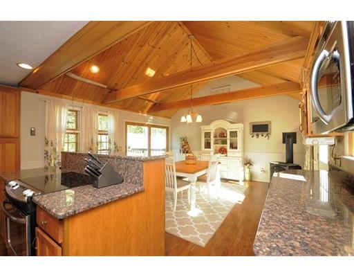7 Chart Well Dr, Bourne, MA 02532 photo 6