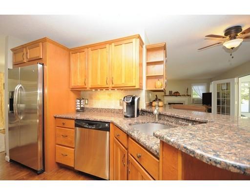 7 Chart Well Dr, Bourne, MA 02532 photo 3