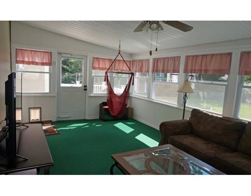 44 Oliver St, Easthampton, MA 01027 photo 16
