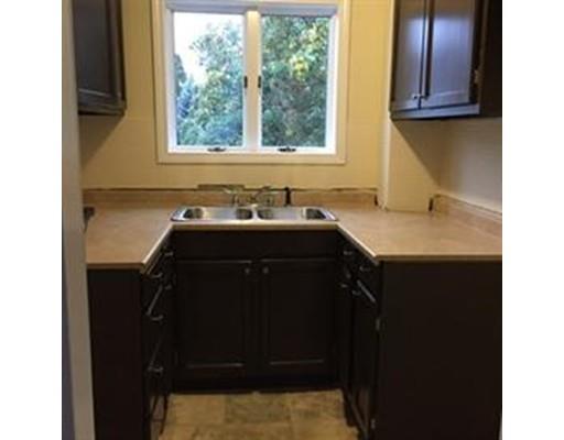 89 Ash St, Fall River, MA 02724 photo 6