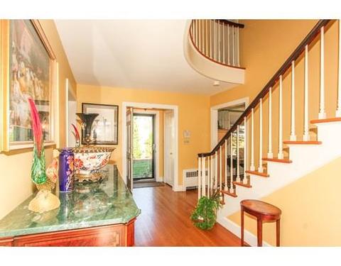 314 Longhill, Springfield, MA 01108 photo 9