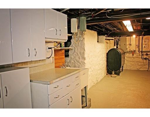 5 Laurel Ct, Marblehead, MA 01945 photo 18