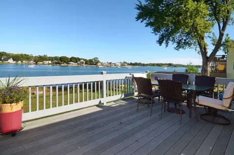 48-50 Riverside St, Danvers, MA 01923 photo 4