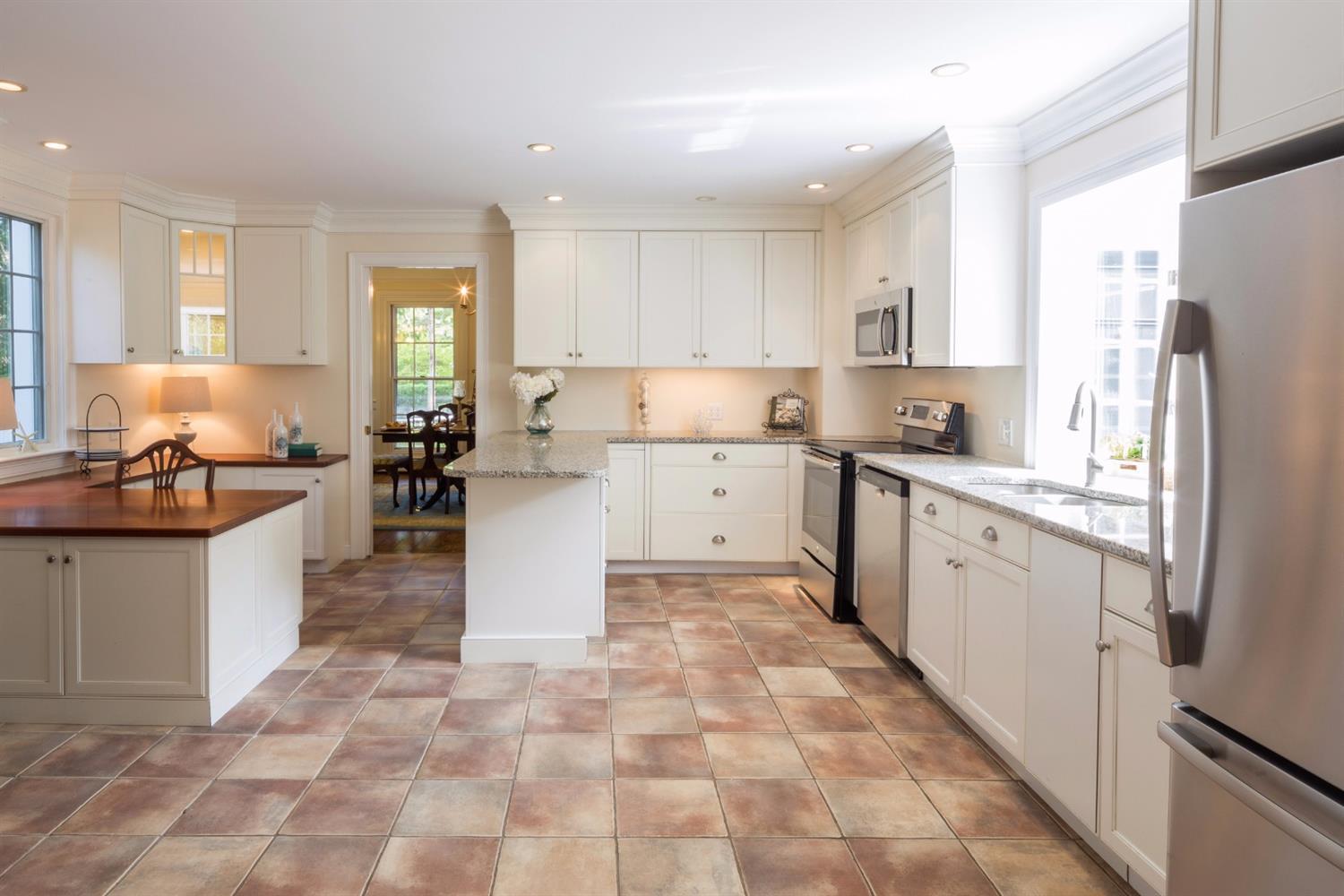 490 Main St, Barnstable, MA 02632 photo 17