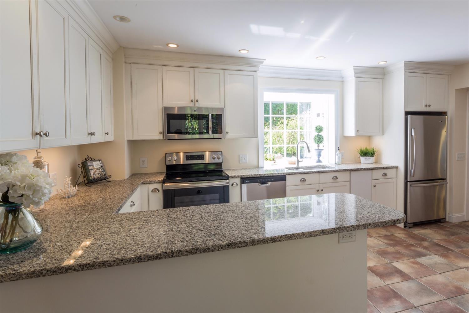 490 Main St, Barnstable, MA 02632 photo 18