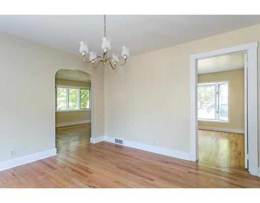 81 Park Rd, Springfield, MA 01104 photo 4