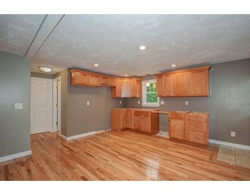 131 Sutton Rd, Webster, MA 01570 photo 6