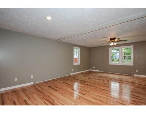 131 Sutton Rd, Webster, MA 01570 photo 8