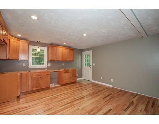 131 Sutton Rd, Webster, MA 01570 photo 7