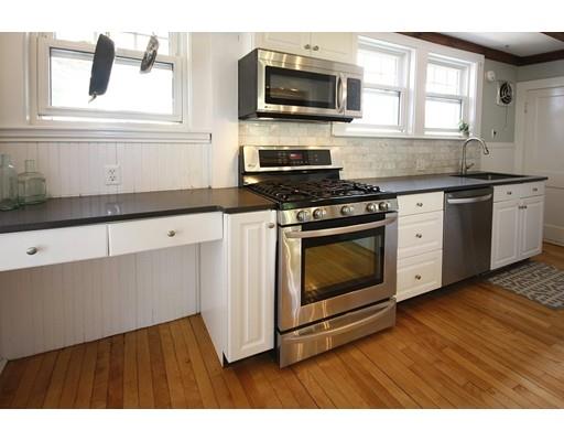 4 Richards St, Danvers, MA 01923 photo 7