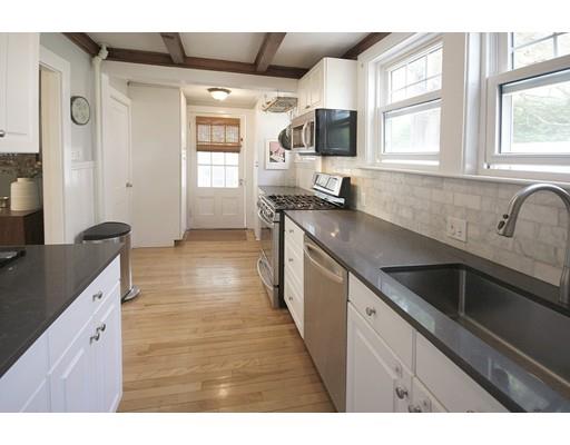 4 Richards St, Danvers, MA 01923 photo 5