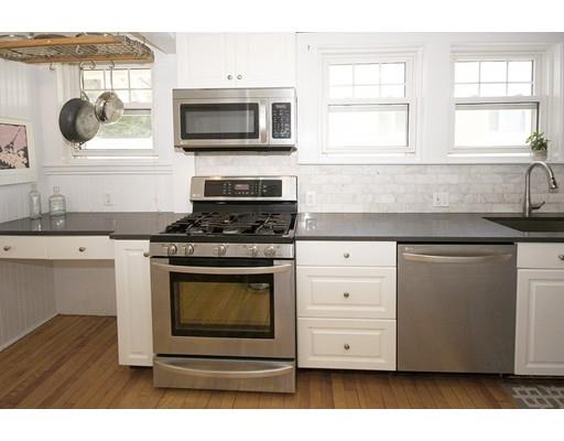 4 Richards St, Danvers, MA 01923 photo 6