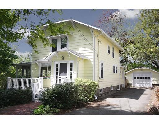 4 Richards St, Danvers, MA 01923 photo 1