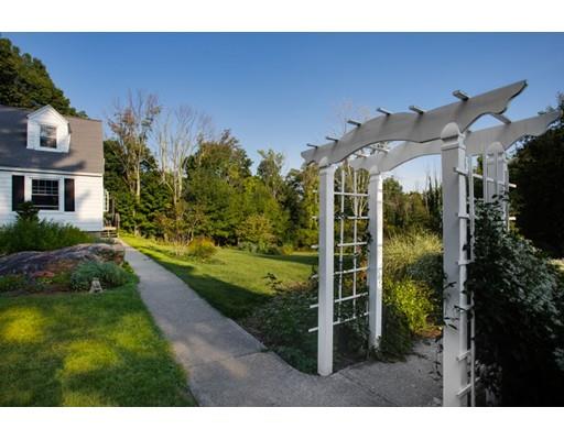 12 Carter Rd, Worcester, MA 01609 photo 4