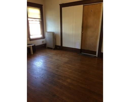 2 Richards St, Worcester, MA 01603 photo 10