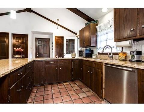 79 Barry Rd, Worcester, MA 01609 photo 6