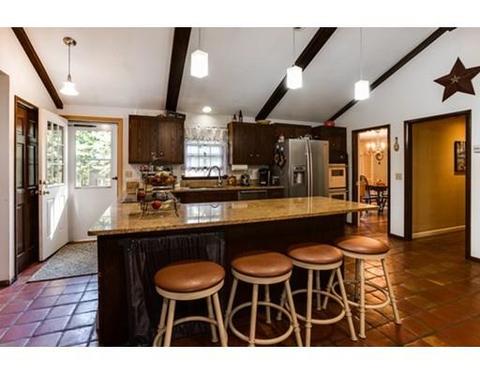 79 Barry Rd, Worcester, MA 01609 photo 3