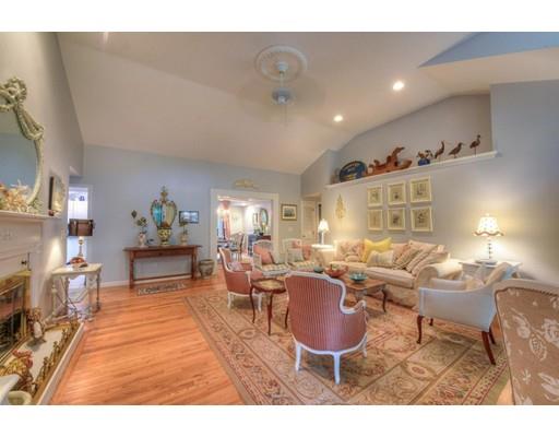 148 Robbins St, Osterville, MA 02655 photo 8