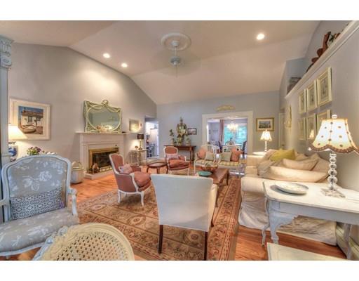 148 Robbins St, Osterville, MA 02655 photo 6