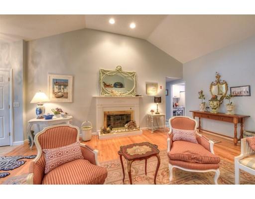 148 Robbins St, Osterville, MA 02655 photo 4