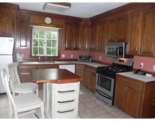 3 Beacon St, Danvers, MA 01923 photo 9