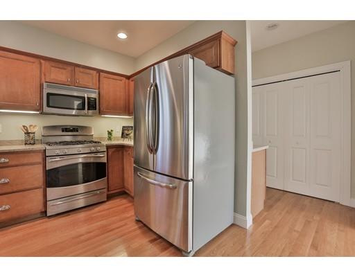 1 Grace Ct, Wakefield, MA 01880 photo 8