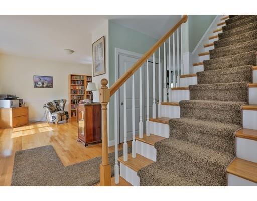 1 Grace Ct, Wakefield, MA 01880 photo 10