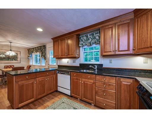 15 Ledgewood Dr, Dover, MA 02030 photo 11