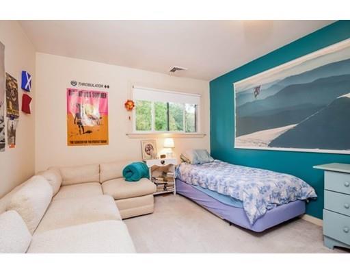 32 Dorset Dr, Gloucester, MA 01930 photo 13