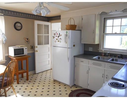10 Morison Ter, Springfield, MA 01104 photo 5