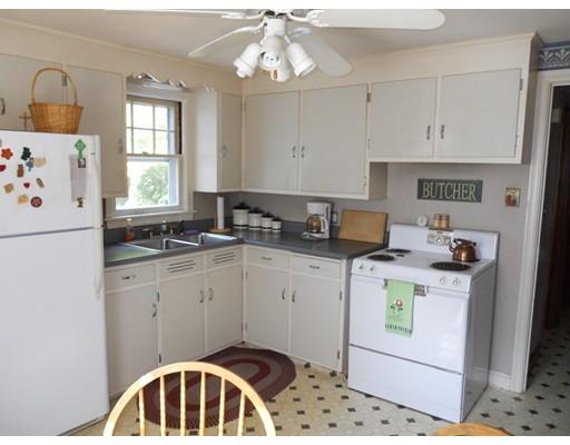 10 Morison Ter, Springfield, MA 01104 photo 6