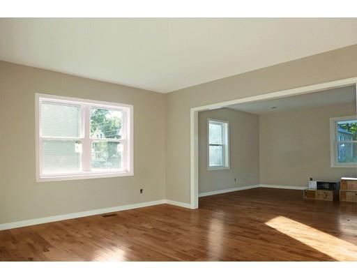 19 Eleanor Rd, Springfield, MA 01108 photo 7