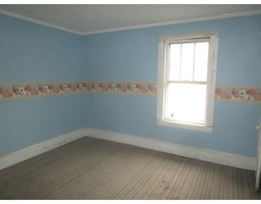 84 Saint Leon Ave, Woonsocket, RI 02895 photo 14