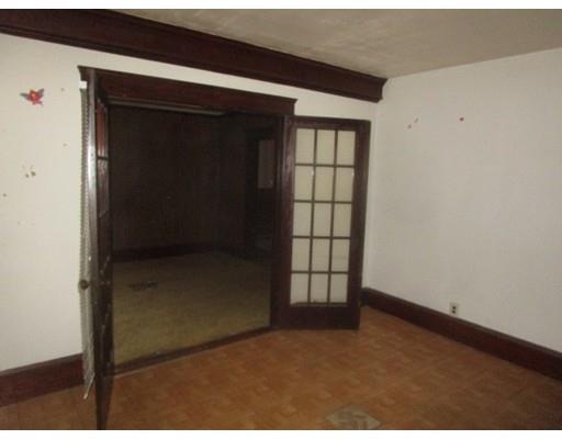 84 Saint Leon Ave, Woonsocket, RI 02895 photo 7