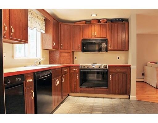 2 Stanford Dr, Hingham, MA 02043 photo 8