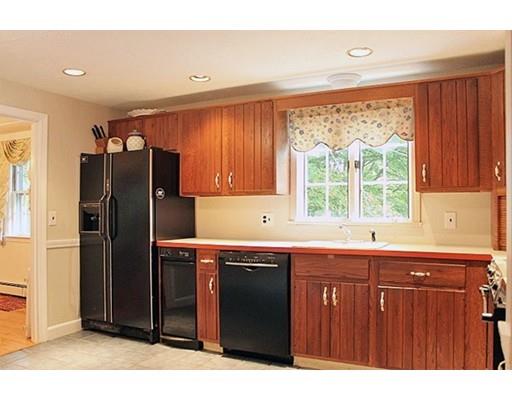 2 Stanford Dr, Hingham, MA 02043 photo 6