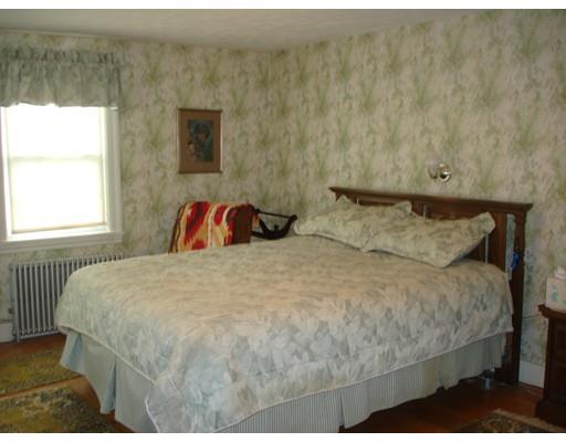 236 Beverly, Worcester, MA 01605 photo 16