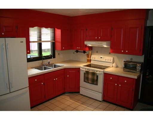 35 Chatham Ln, Mashpee, MA 02649 photo 9