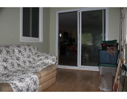 110 Berkeley Ave, Lowell, MA 01852 photo 13