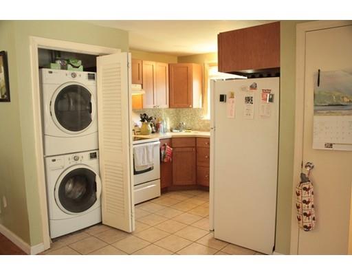 110 Berkeley Ave, Lowell, MA 01852 photo 7