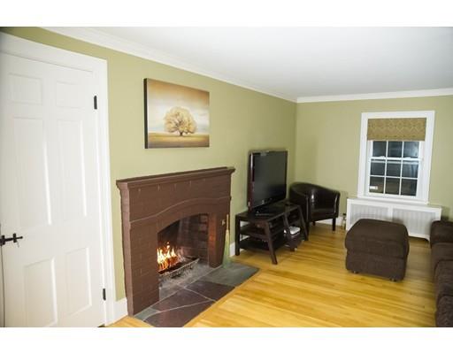 8 Puritan Rd, Reading, MA 01867 photo 3