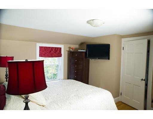 8 Puritan Rd, Reading, MA 01867 photo 17