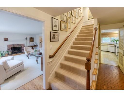 16 Hilltop Cir, Worcester, MA 01609 photo 7