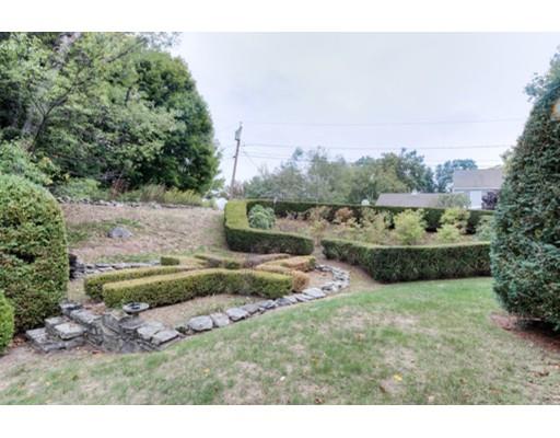 16 Hilltop Cir, Worcester, MA 01609 photo 3