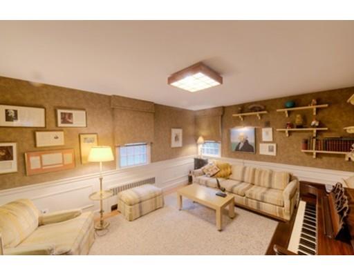 16 Hilltop Cir, Worcester, MA 01609 photo 13