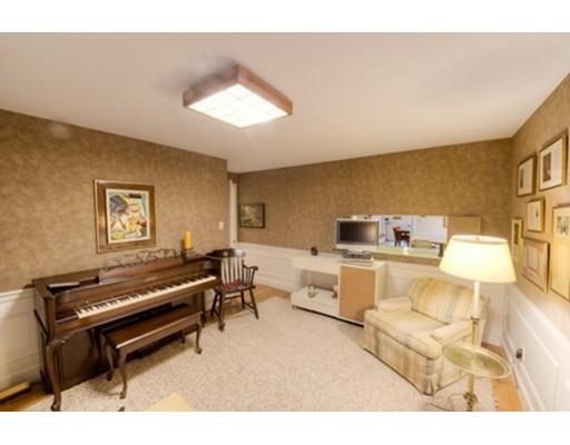 16 Hilltop Cir, Worcester, MA 01609 photo 14